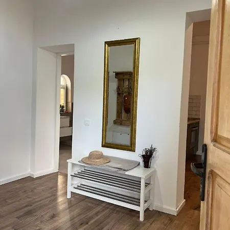 New And Cozy Apartment Free Parking And Internet Appartement