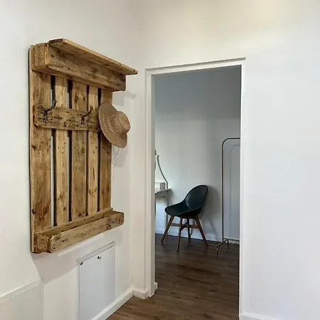 New And Cozy Apartment Free Parking And Internet
