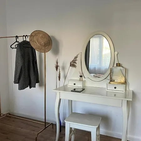 New And Cozy Apartment Free Parking And Internet