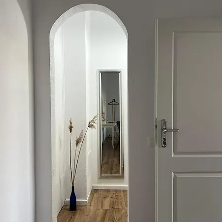 New And Cozy Apartment Free Parking And Internet *